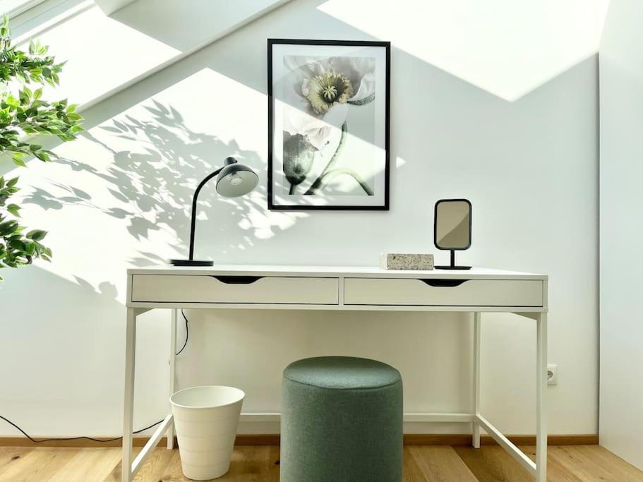 Orestaliving - Penthouse In 1020 비엔나 외부 사진